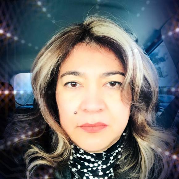 Poshmark profile picture for @ritonga